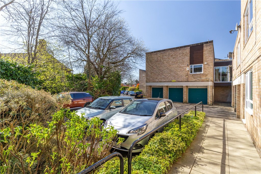 Weetwood House Court, Leeds, West Yorkshire, LS16, photo 11
