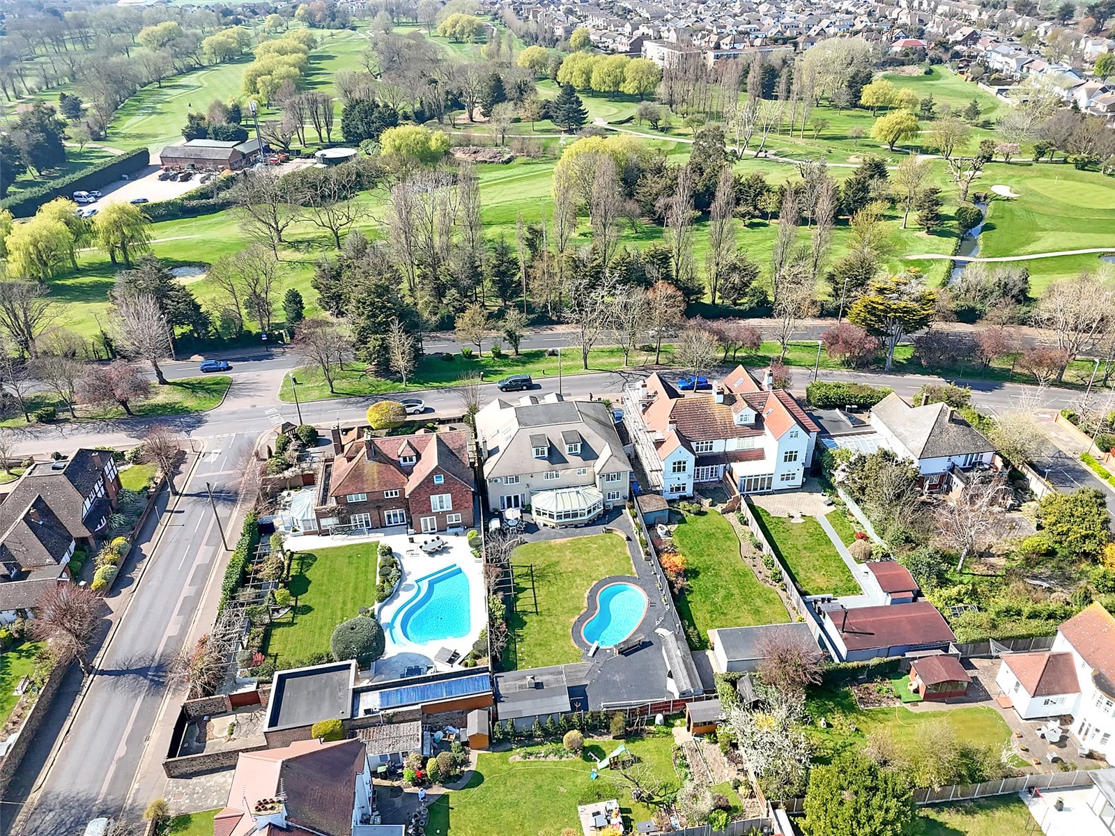 Thorpe Hall Avenue