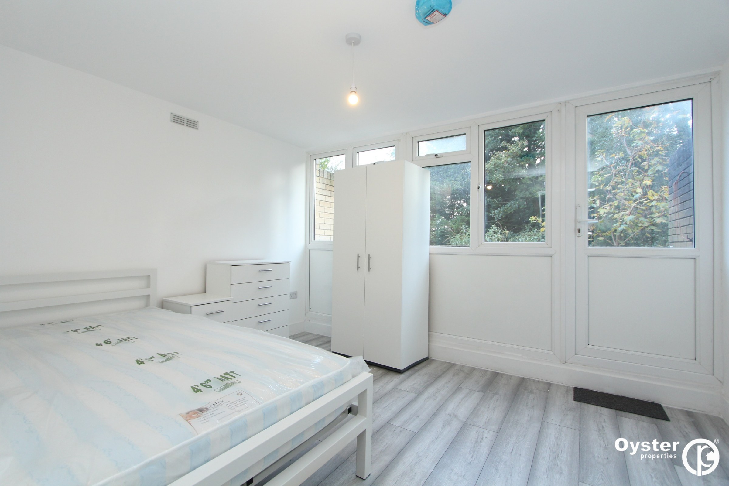 Sanctuary Close, Harefield, Uxbridge UB9