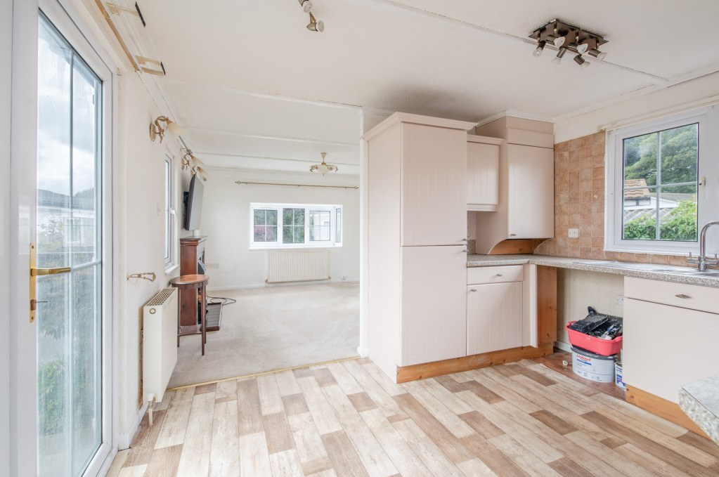 Broadstones Park, Sheriff Lane, Bingley, West Yorkshire, BD16, photo 4
