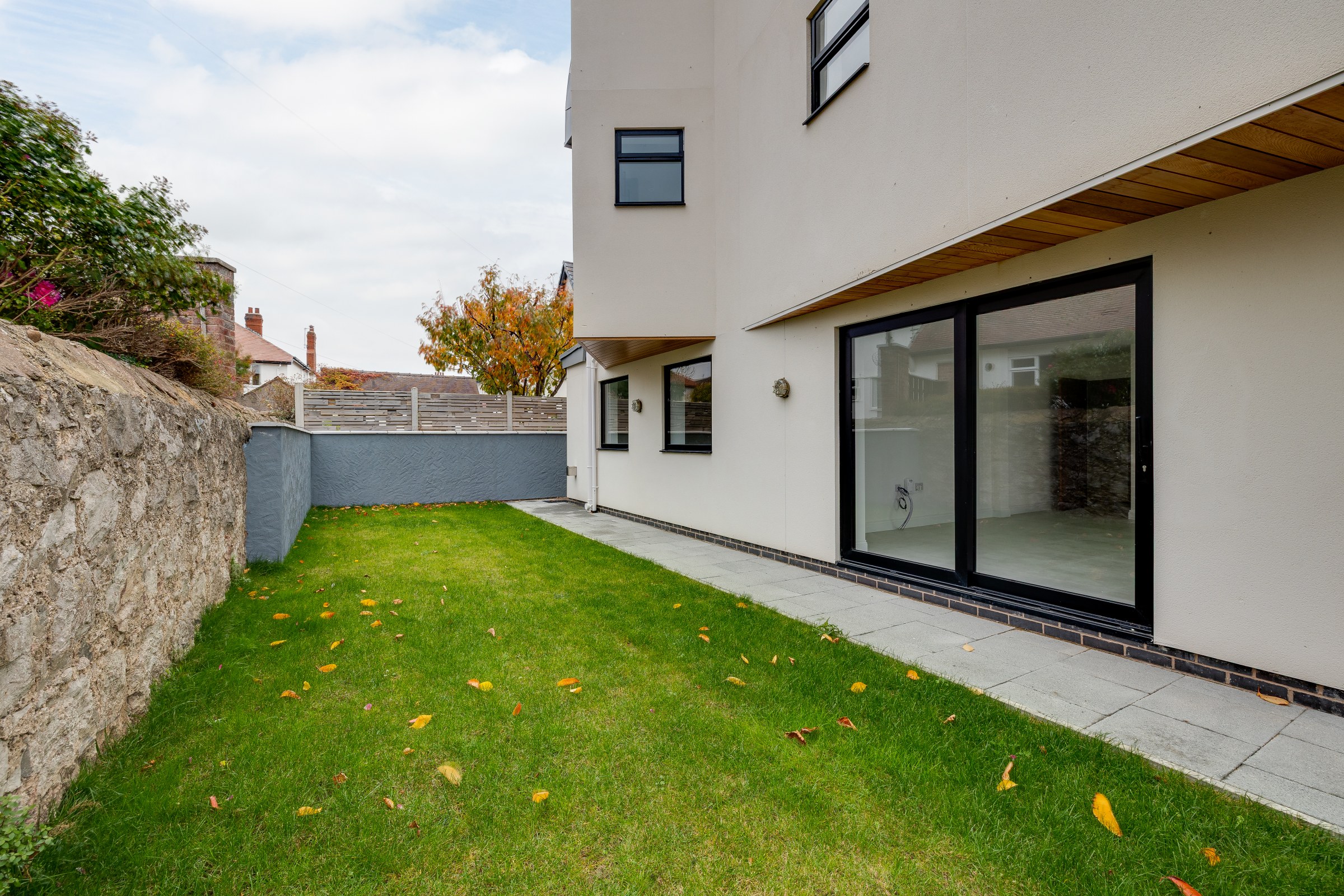 57 Marine Drive, Colwyn Bay, LL28, photo 16
