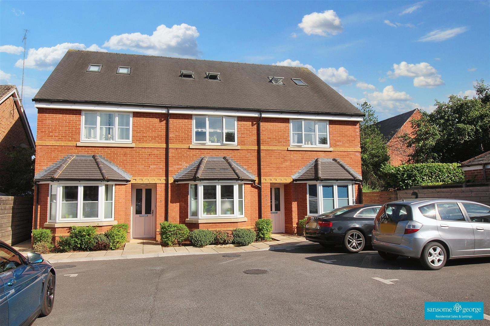 Pangbourne Street
