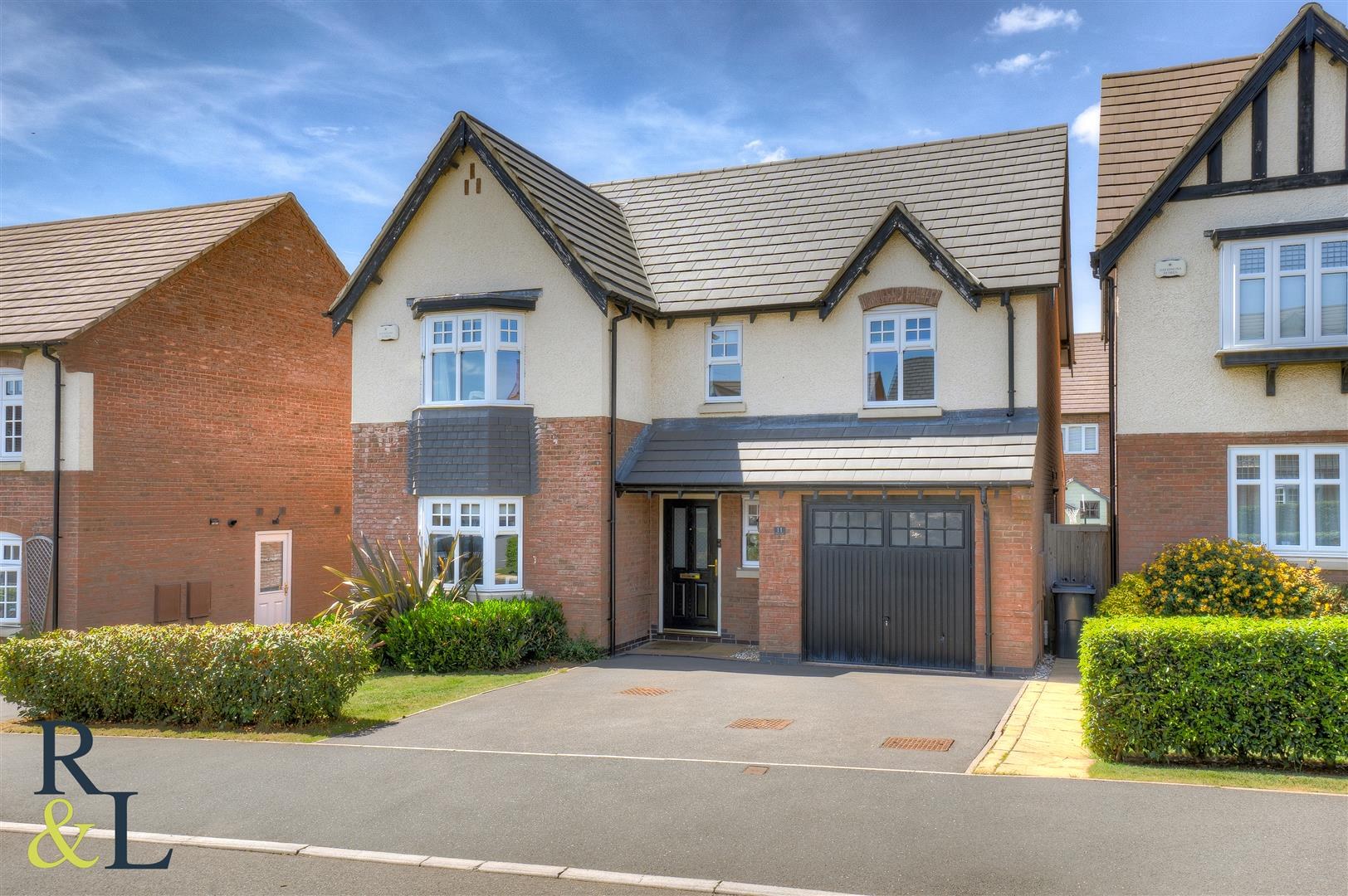 Sold Subject to Contract Spring Avenue