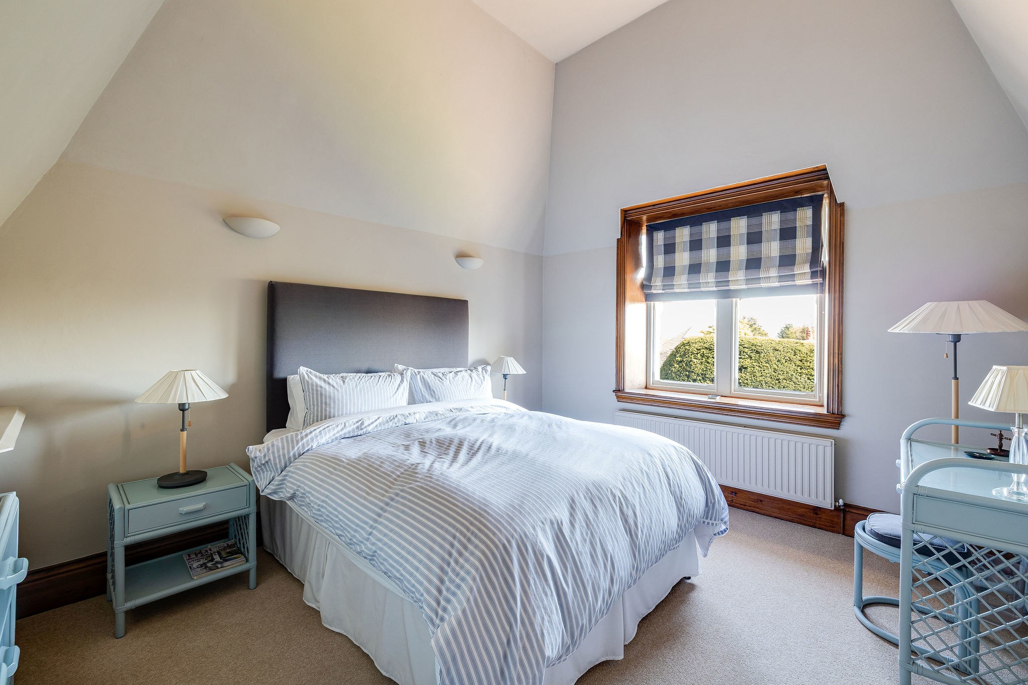 Castle Grounds, Hawarden, CH5, photo 17