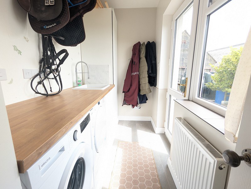 Llanddarog, Carmarthen, Carmarthenshire., photo 10