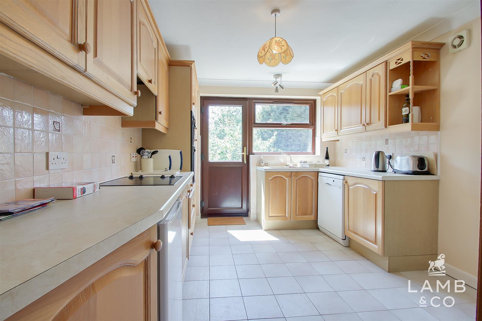 Oakmead Road, St. Osyth, Clacton-On-Sea, photo 2
