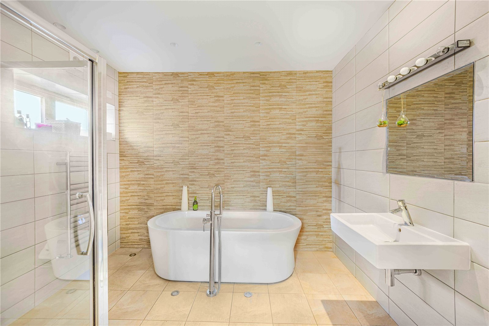 Whalley Road, Hale, WA15, photo 9