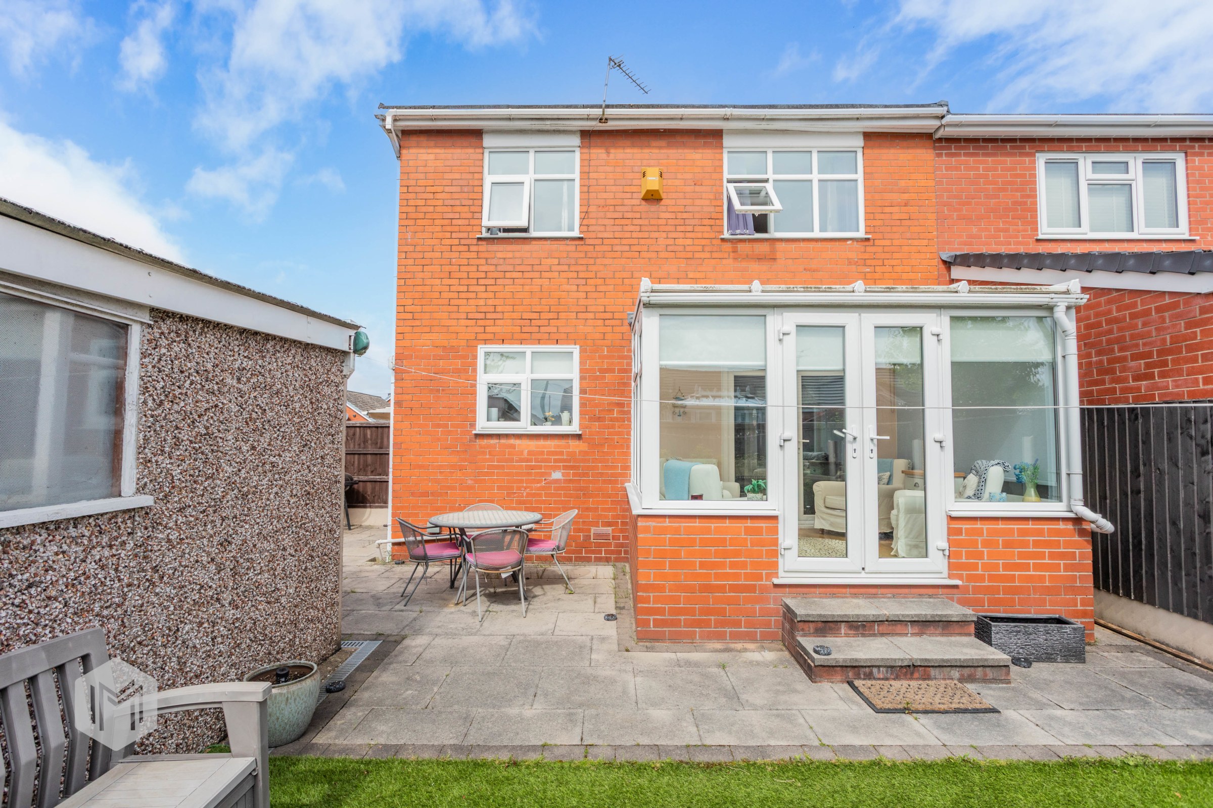 Everard Close, Worsley, M28, photo 4