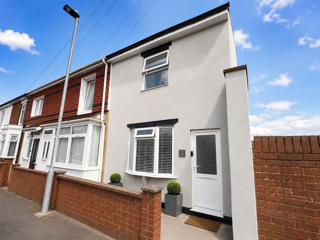 Frogmore Road