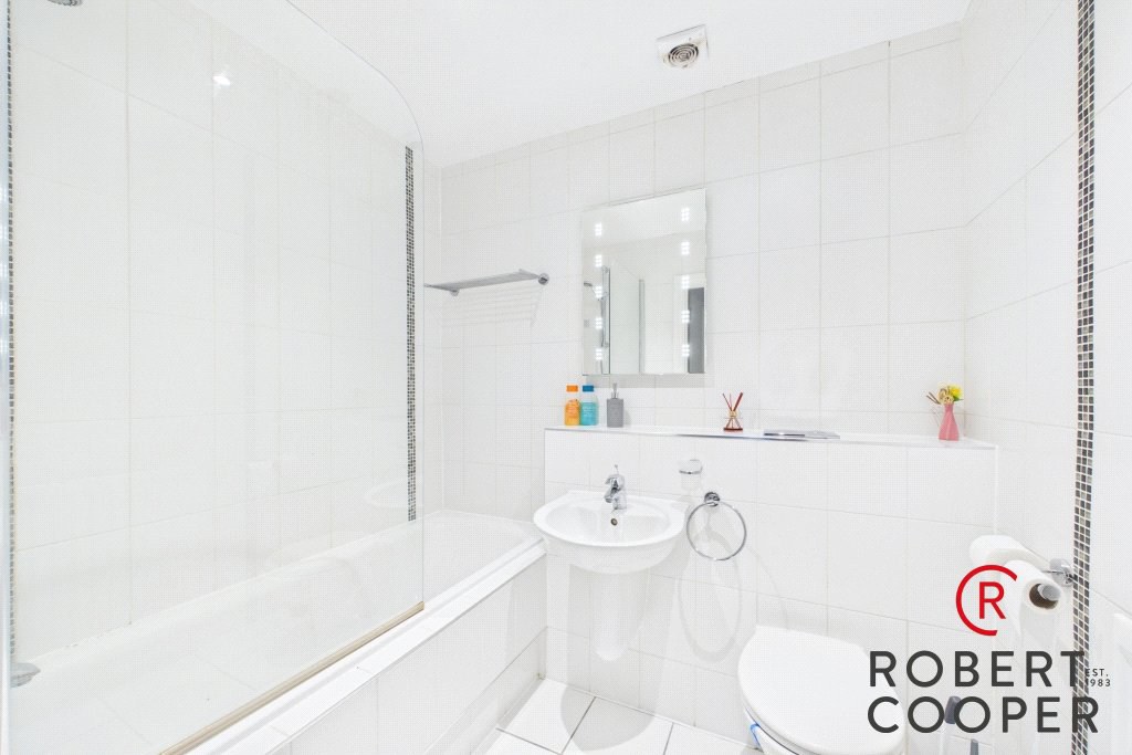 Apsley Close, North Harrow, HA2, photo 7