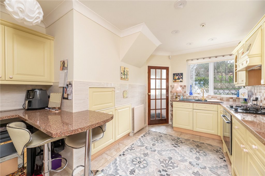 Cottingley Cliffe Road, Bingley, West Yorkshire, BD16, photo 22