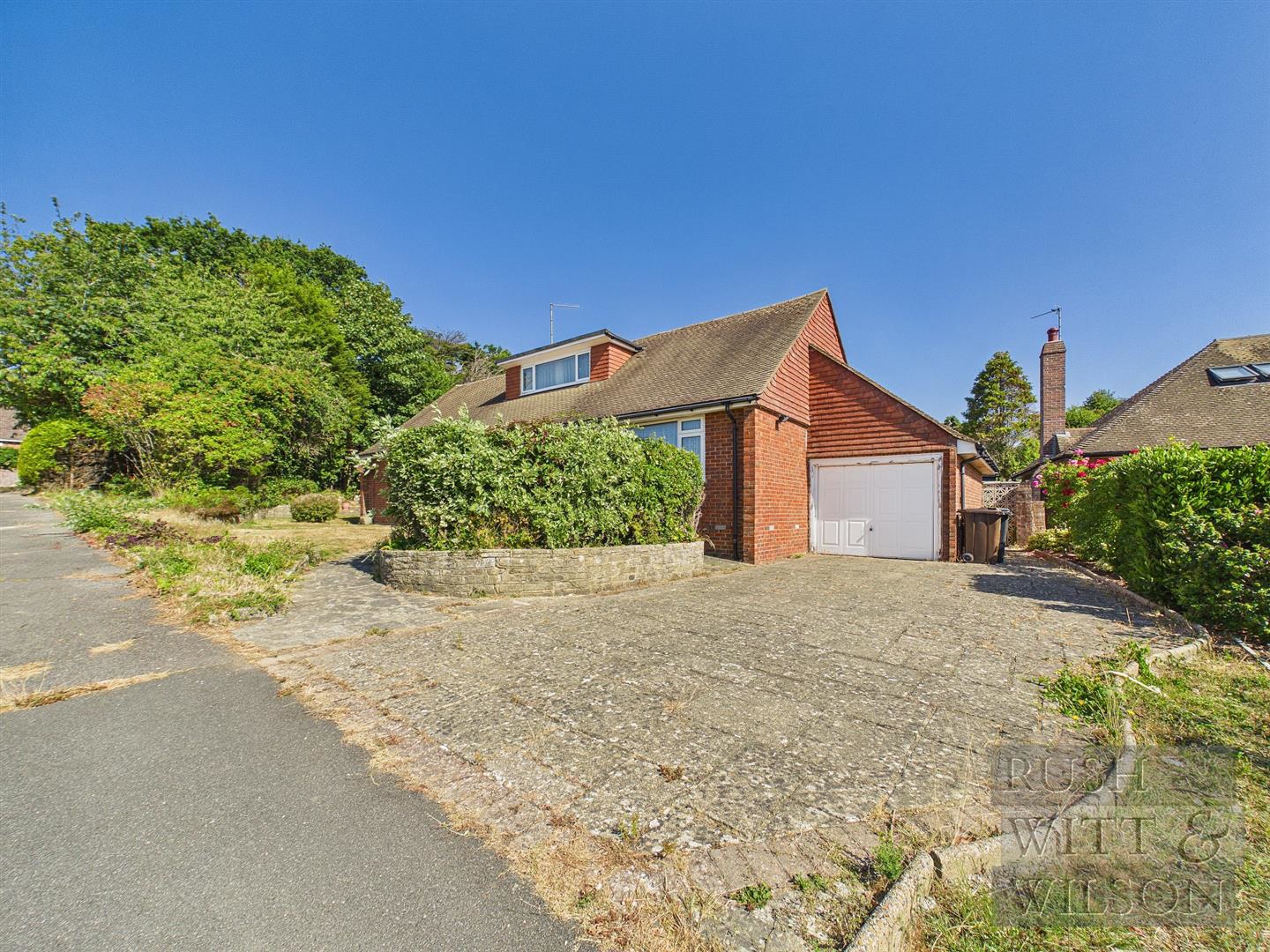 Ravens Close, Bexhill-On-Sea, photo 12