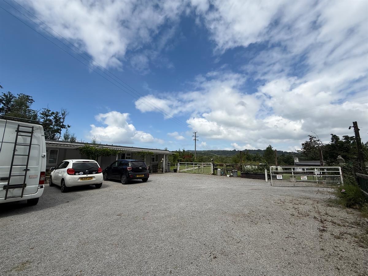 Park Road, Aberkenfig, Bridgend, photo 23