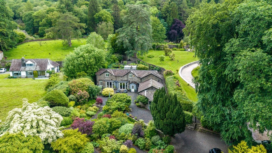Horseshoe Cottage