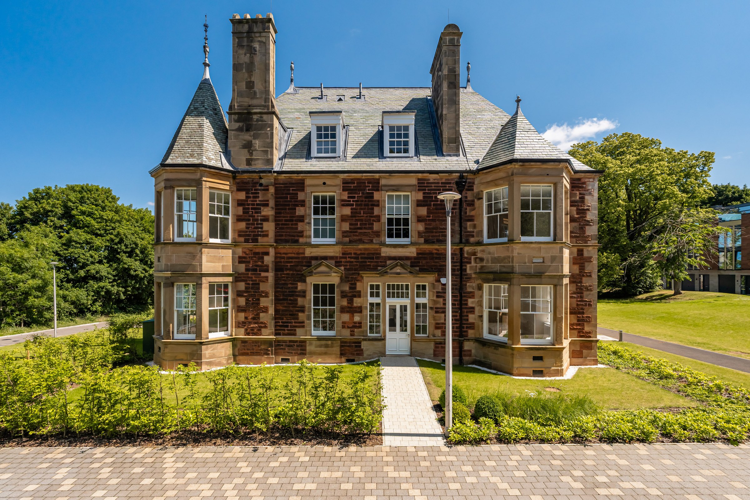 Apartment QC04 Sassoon Grove, Morningside, Edinburgh, EH10 5FA