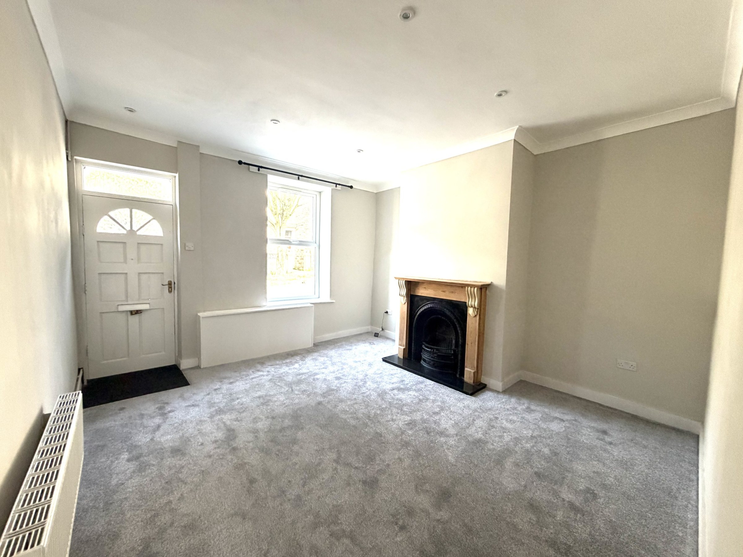 2 Bedroom Mid-Terraced House