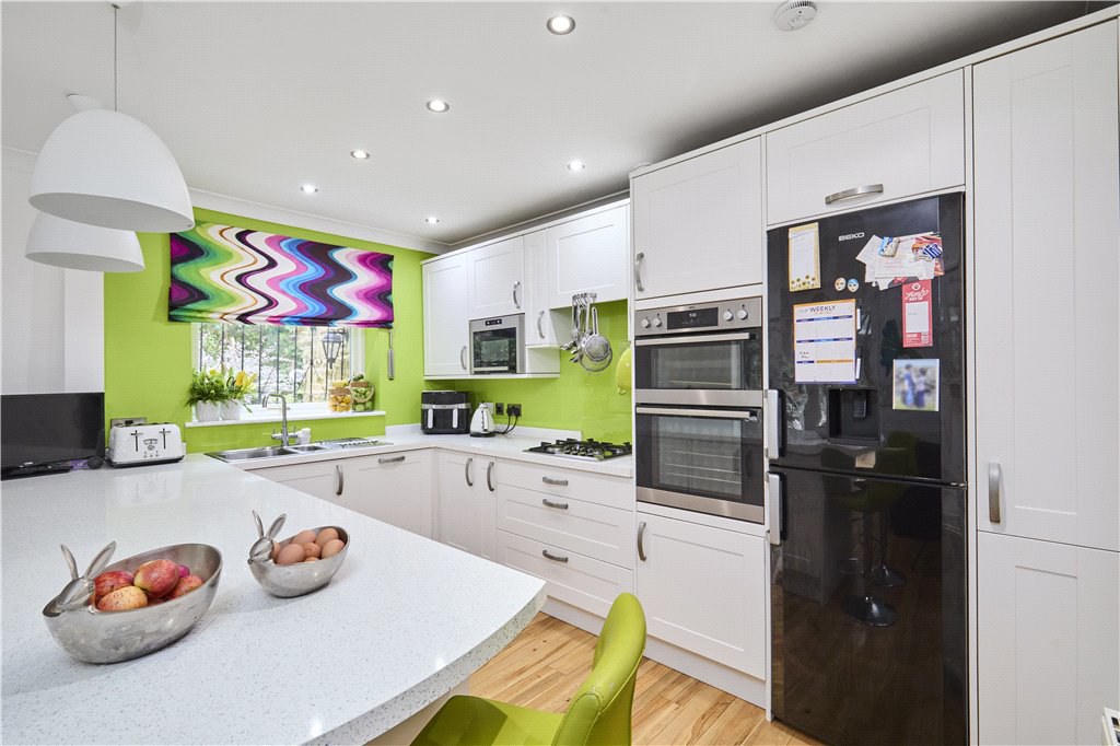 East Causeway Crescent, Leeds, West Yorkshire, LS16, photo 12