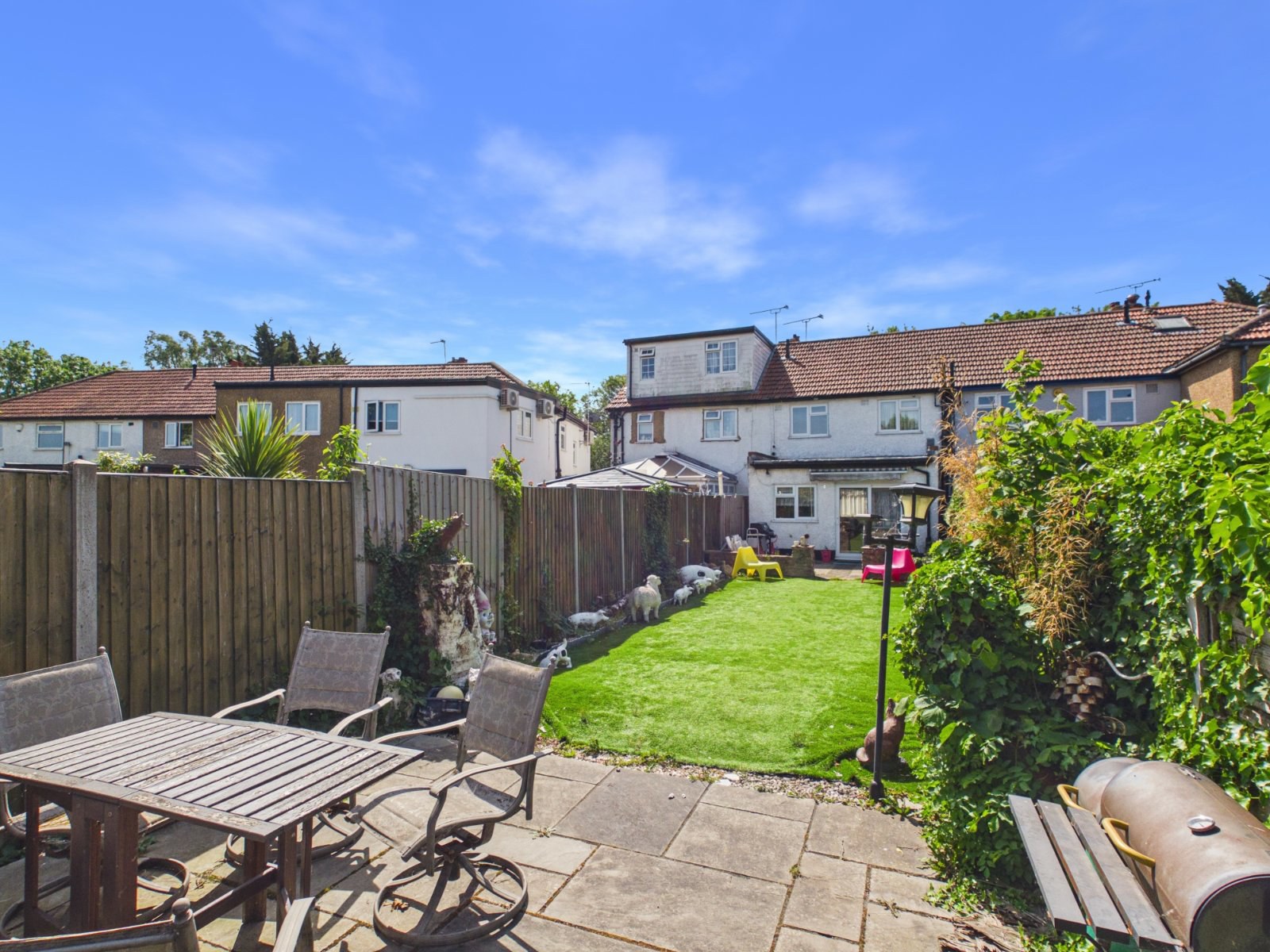 Hithermoor Road, Stanwell Moor, Surrey, TW19