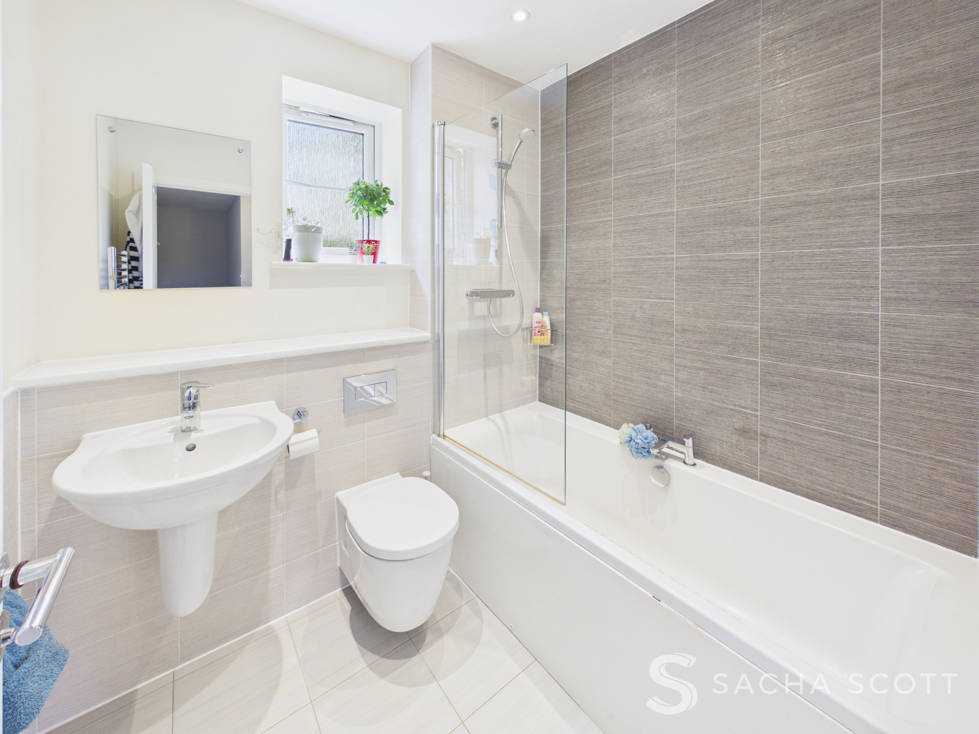 Rona Maclean Close, Epsom, KT19, photo 24