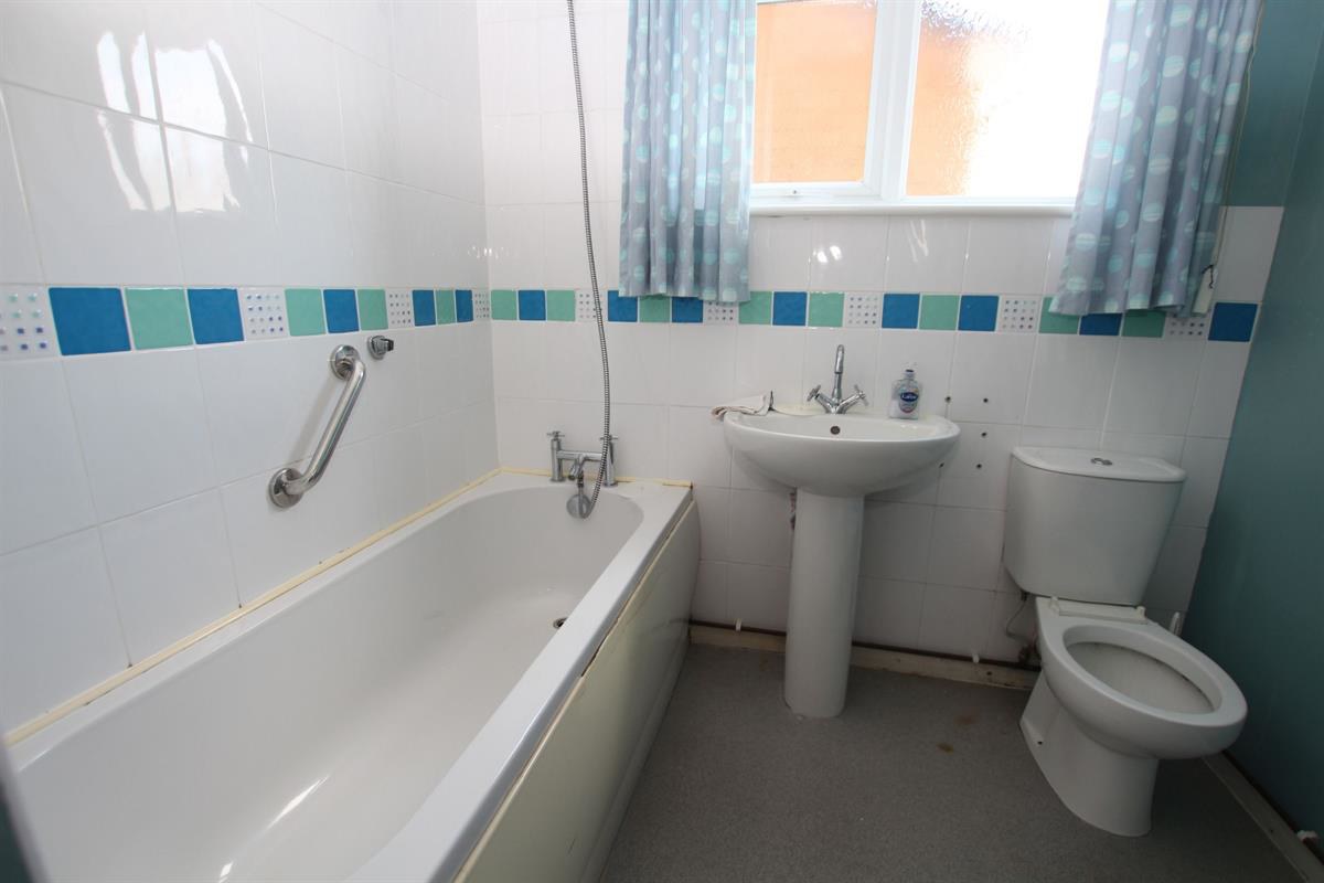Fairlop Close, Clacton-on-Sea, photo 7