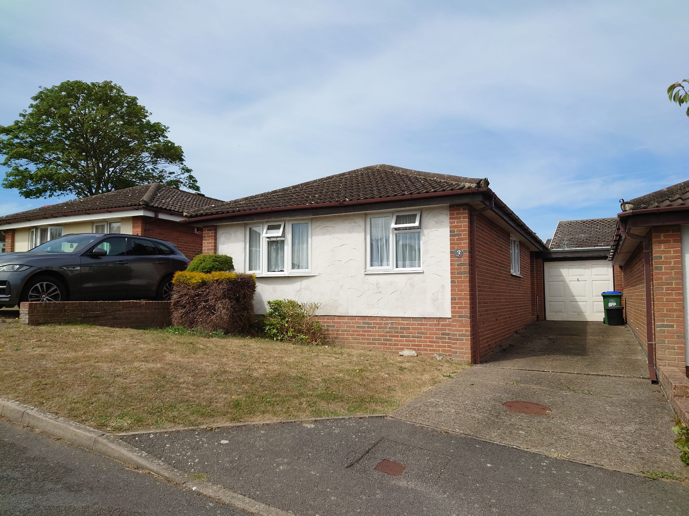 Heathdown Close