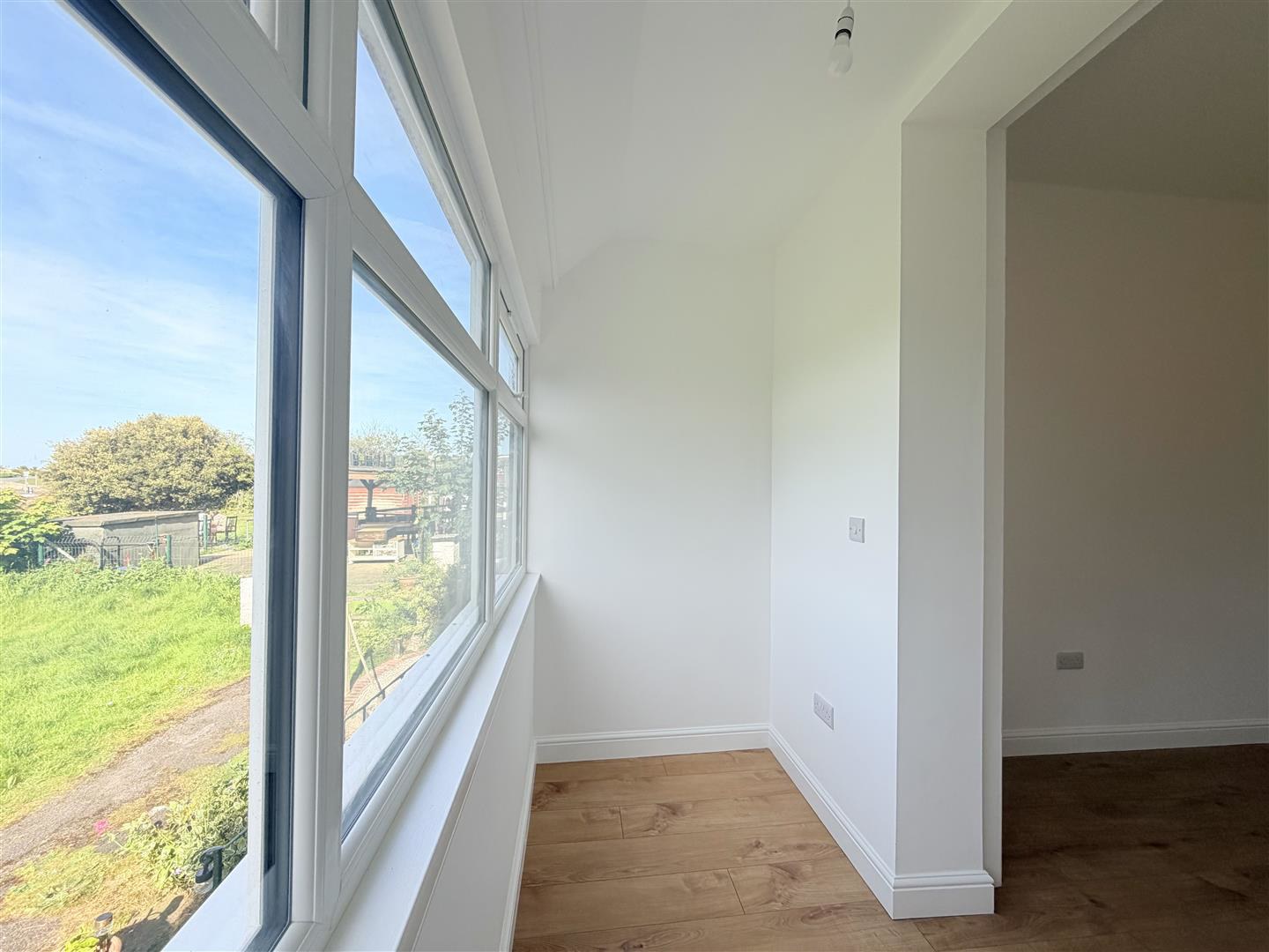 Beach Rise, Westgate-On-Sea, photo 24