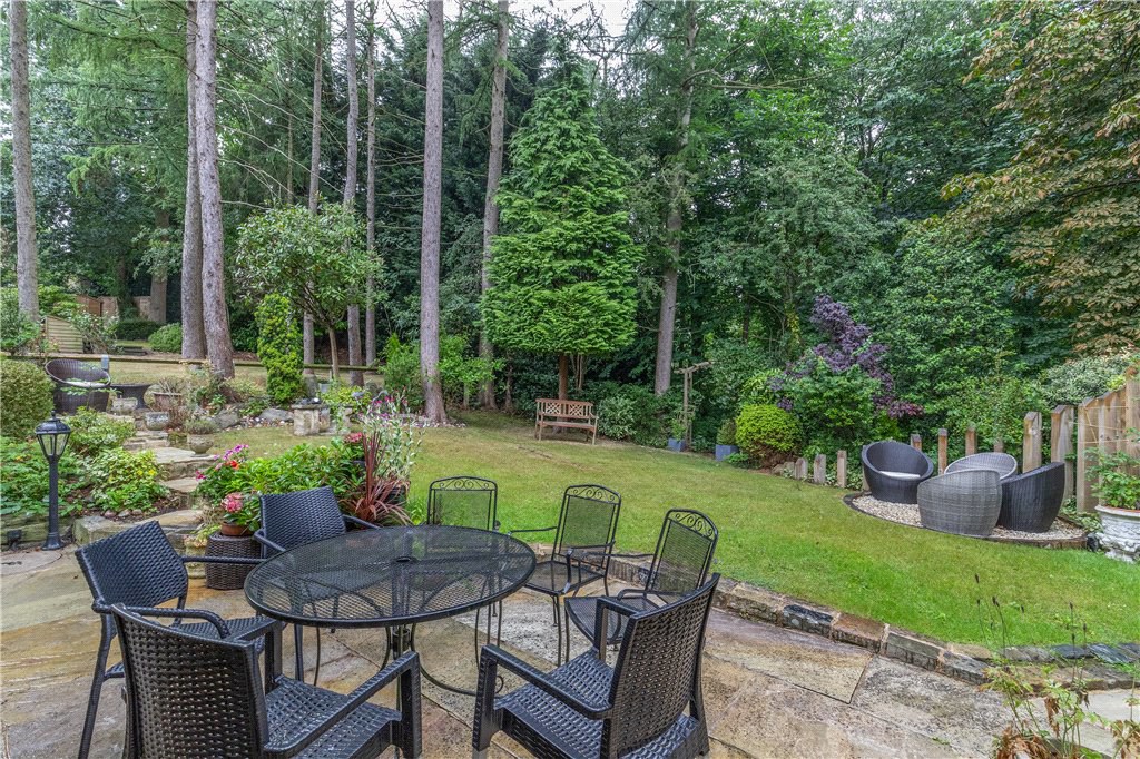 East Causeway Crescent, Leeds, West Yorkshire, LS16, photo 3