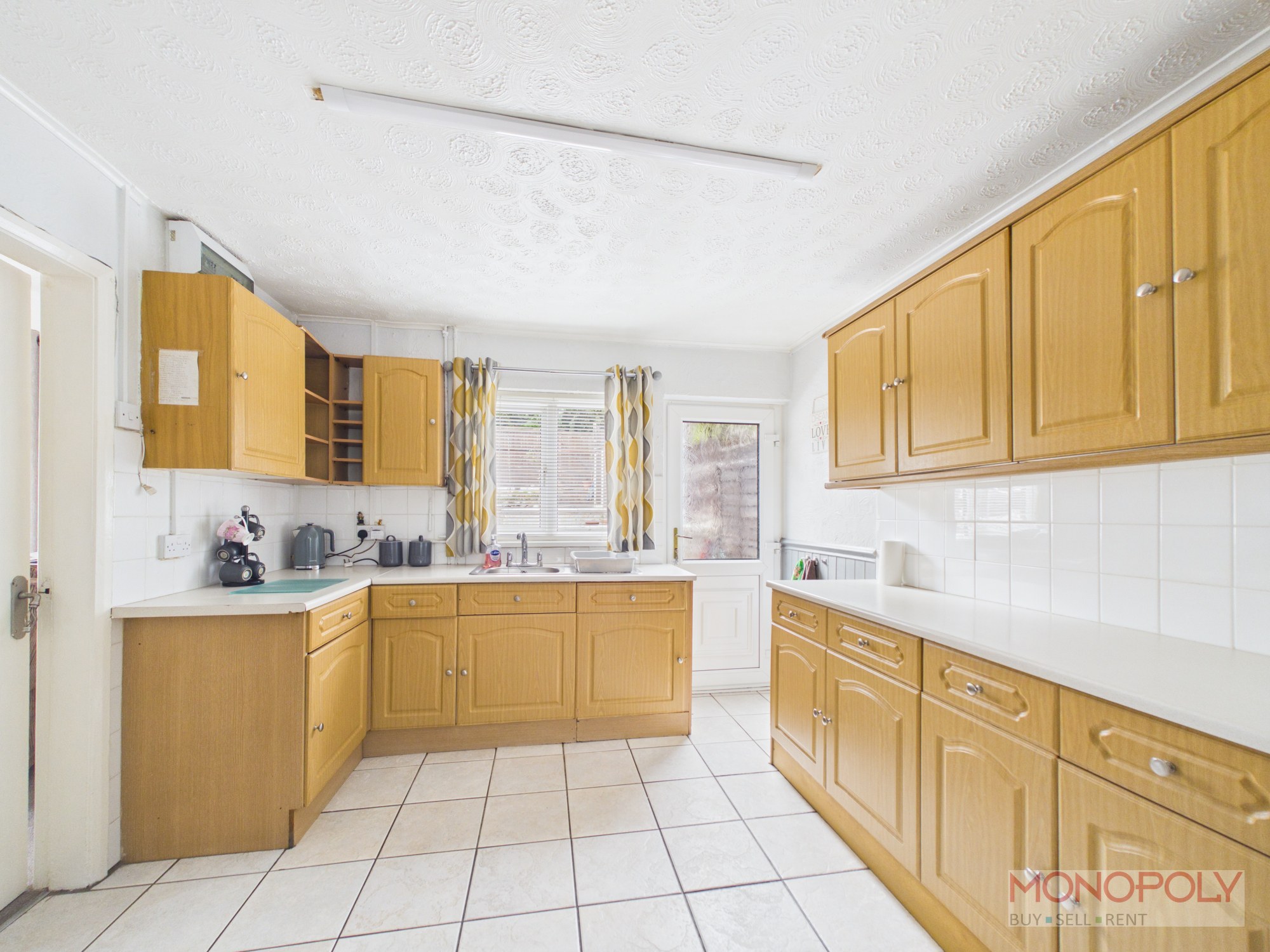 Heol Hyfryd, Gwersyllt, LL11, photo 3
