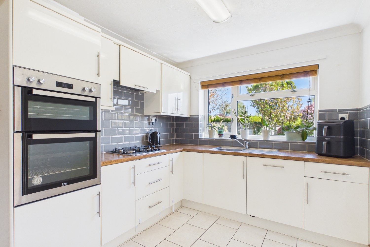Farmers Gate, Holbeach, Spalding, Lincolnshire, PE12, photo 3