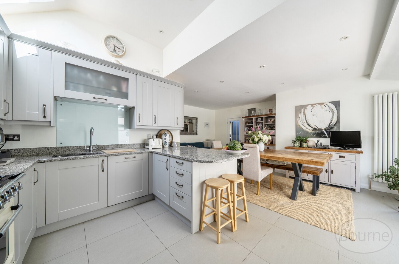 Upper Manor Road, Godalming, Surrey, GU7, photo 6
