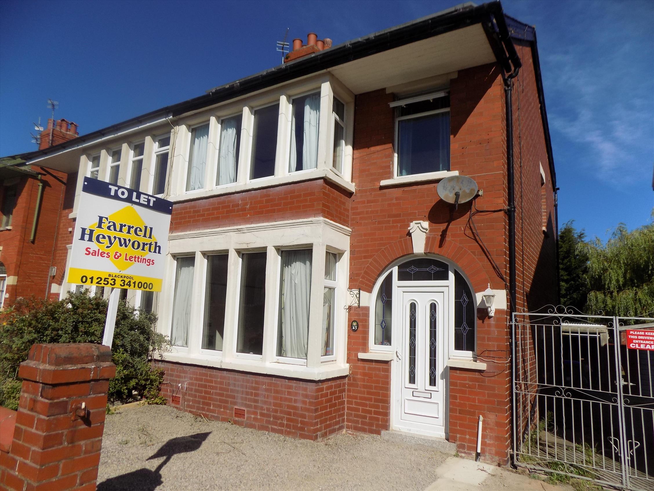 Ingleway Avenue