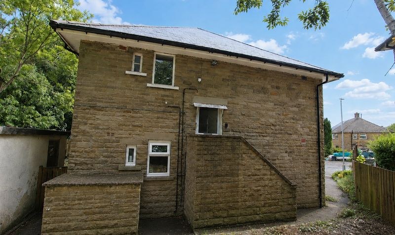Lineholme Avenue