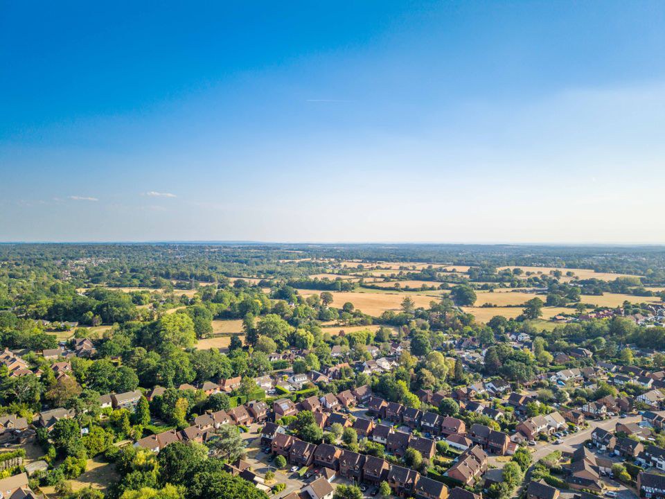 The Junipers, Wokingham, Barkham, RG41, photo 11