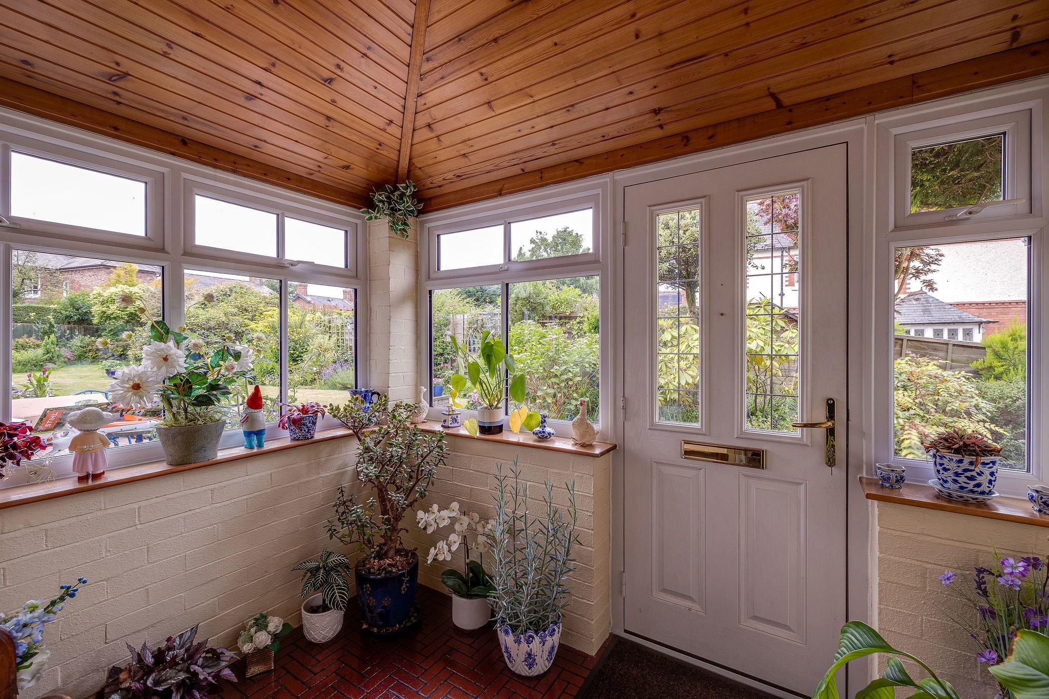 Dee Banks, Chester, CH3, photo 16