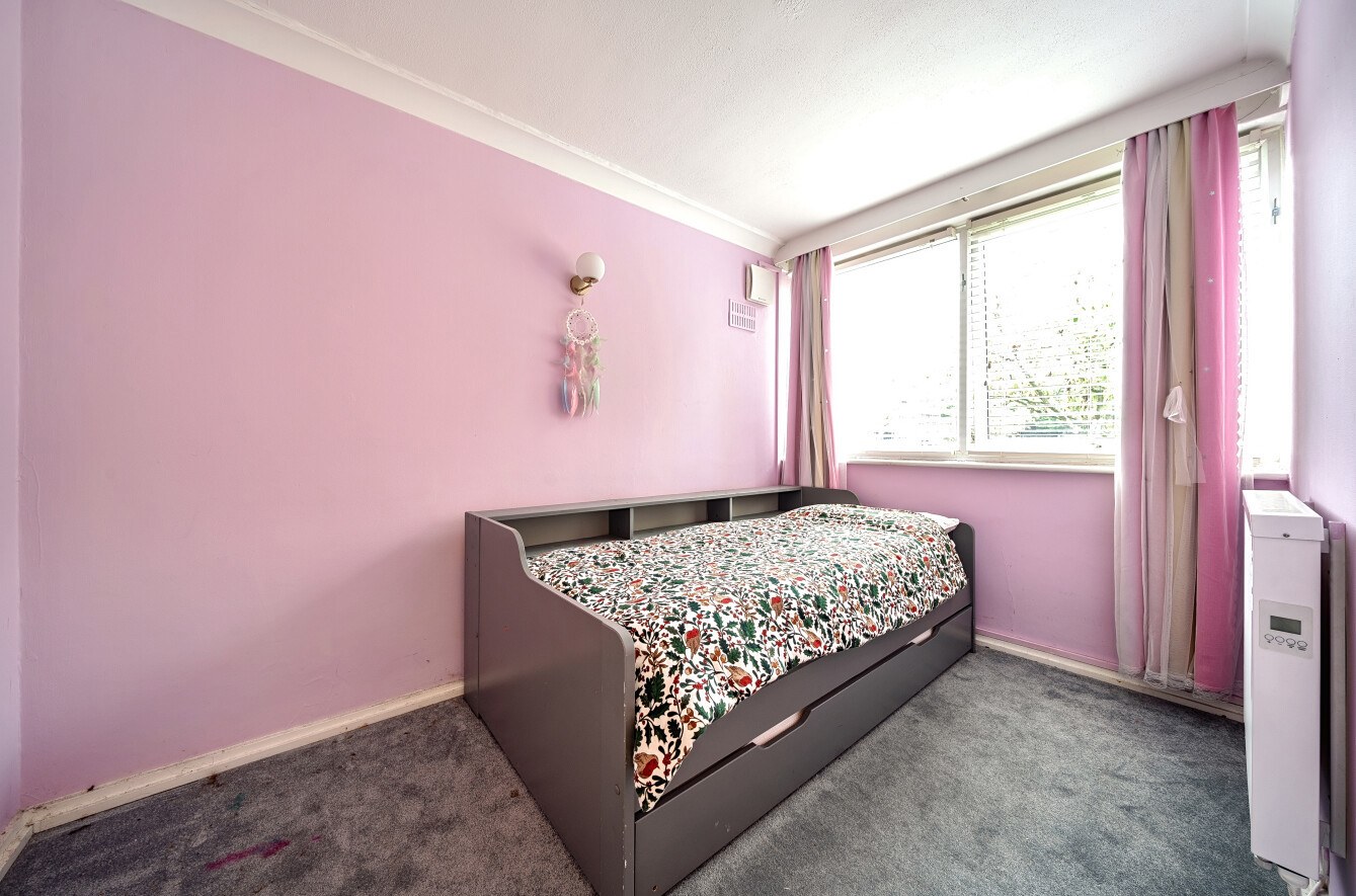 Boxgrove Avenue, Guildford, Surrey, GU1, photo 7