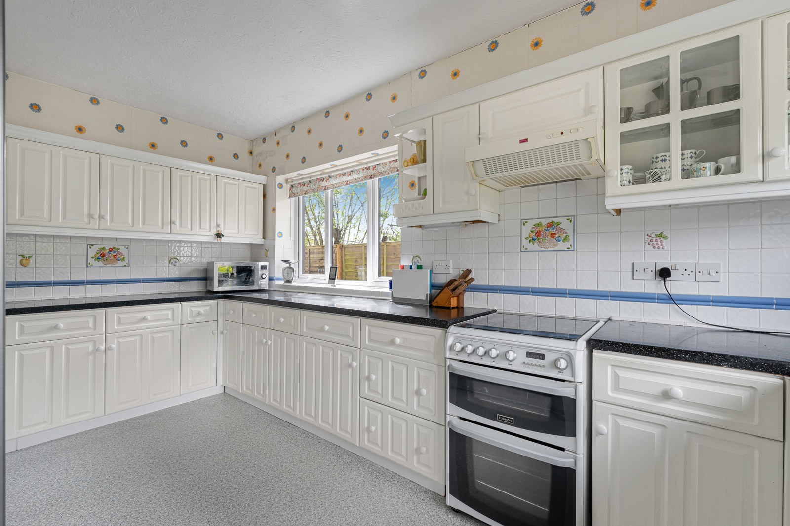 Blackberry Lane, Four Marks, Alton, Hampshire, GU34, photo 17
