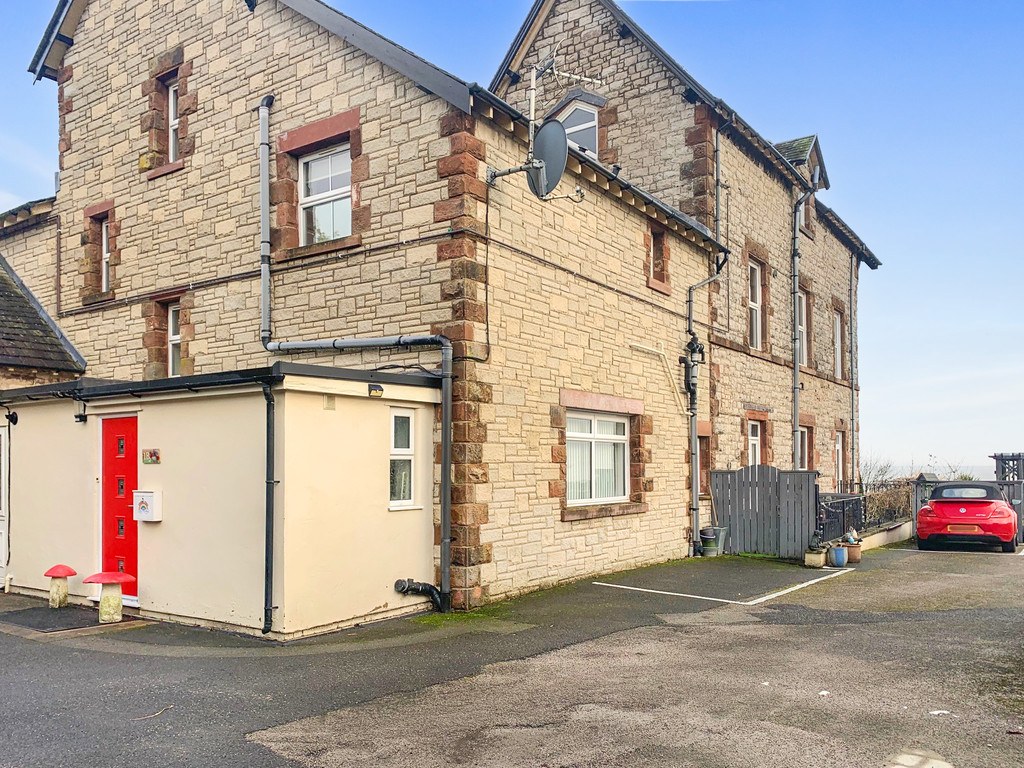Flat 1b Kents Bank Apartments, 96 Kentsford Road, Grange over Sands, Cumbria, LA11 7BB, photo 4