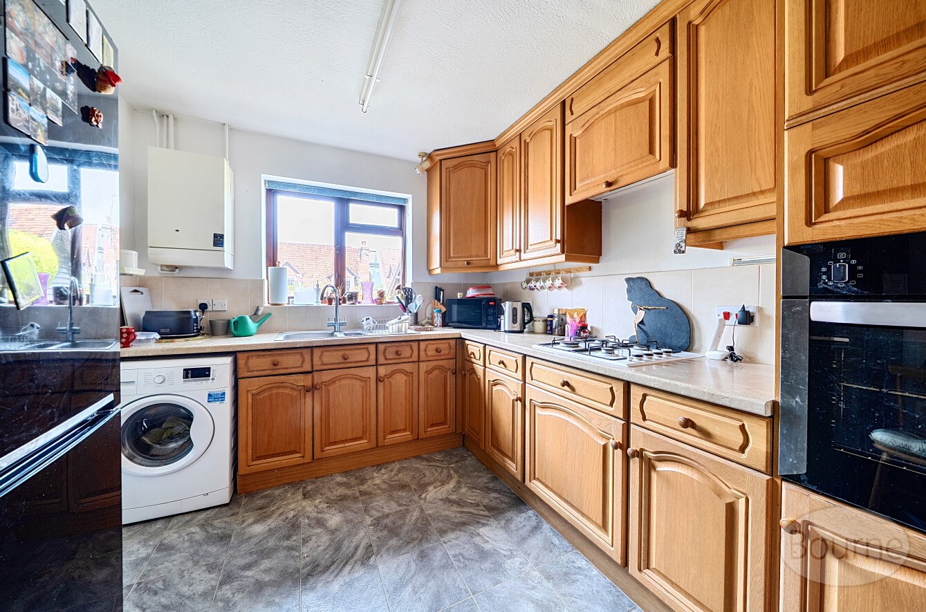 Church Street, Crondall, Farnham, Hampshire, GU10, photo 5