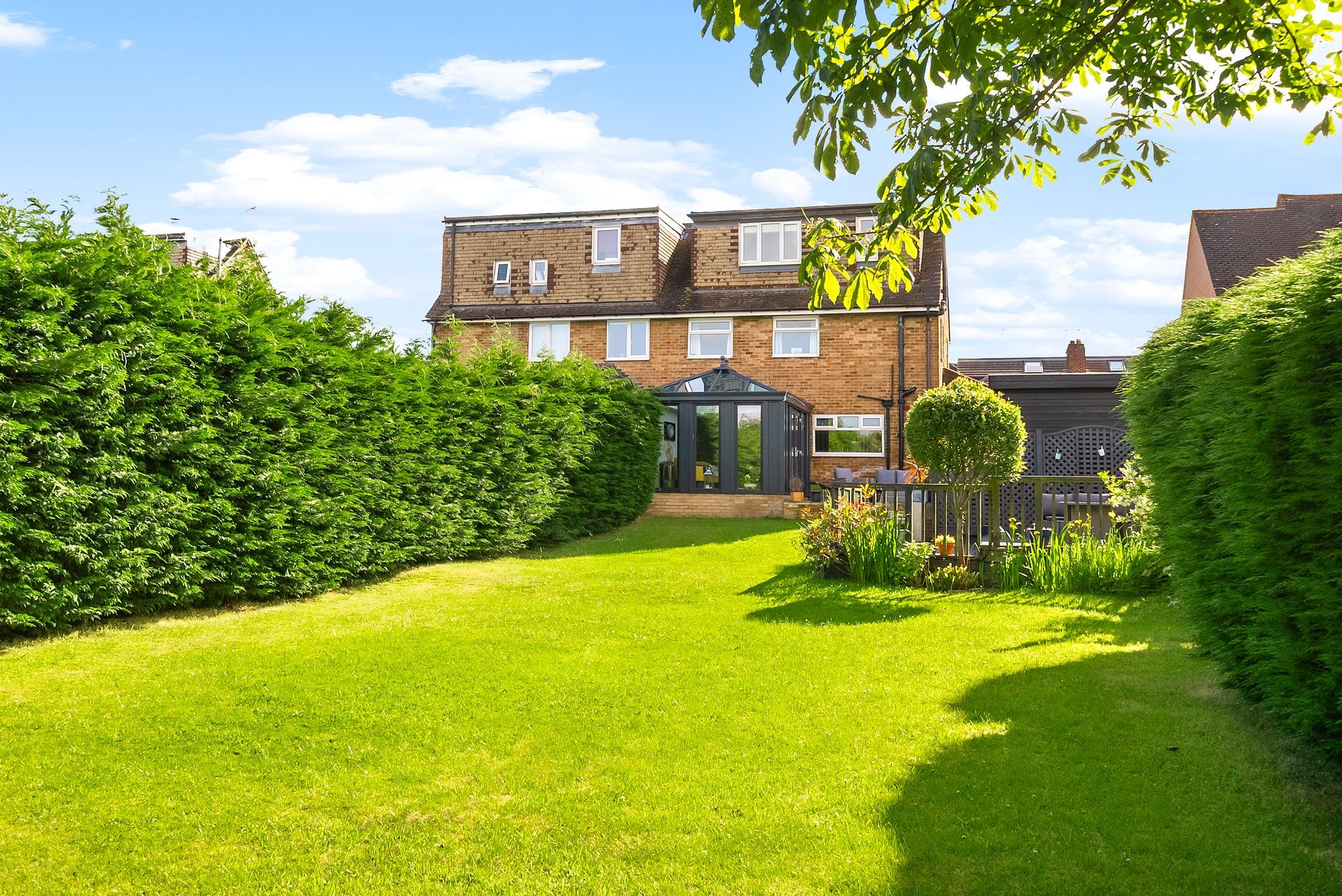 4 bed home for sale in Arthurs Avenue, Harrogate