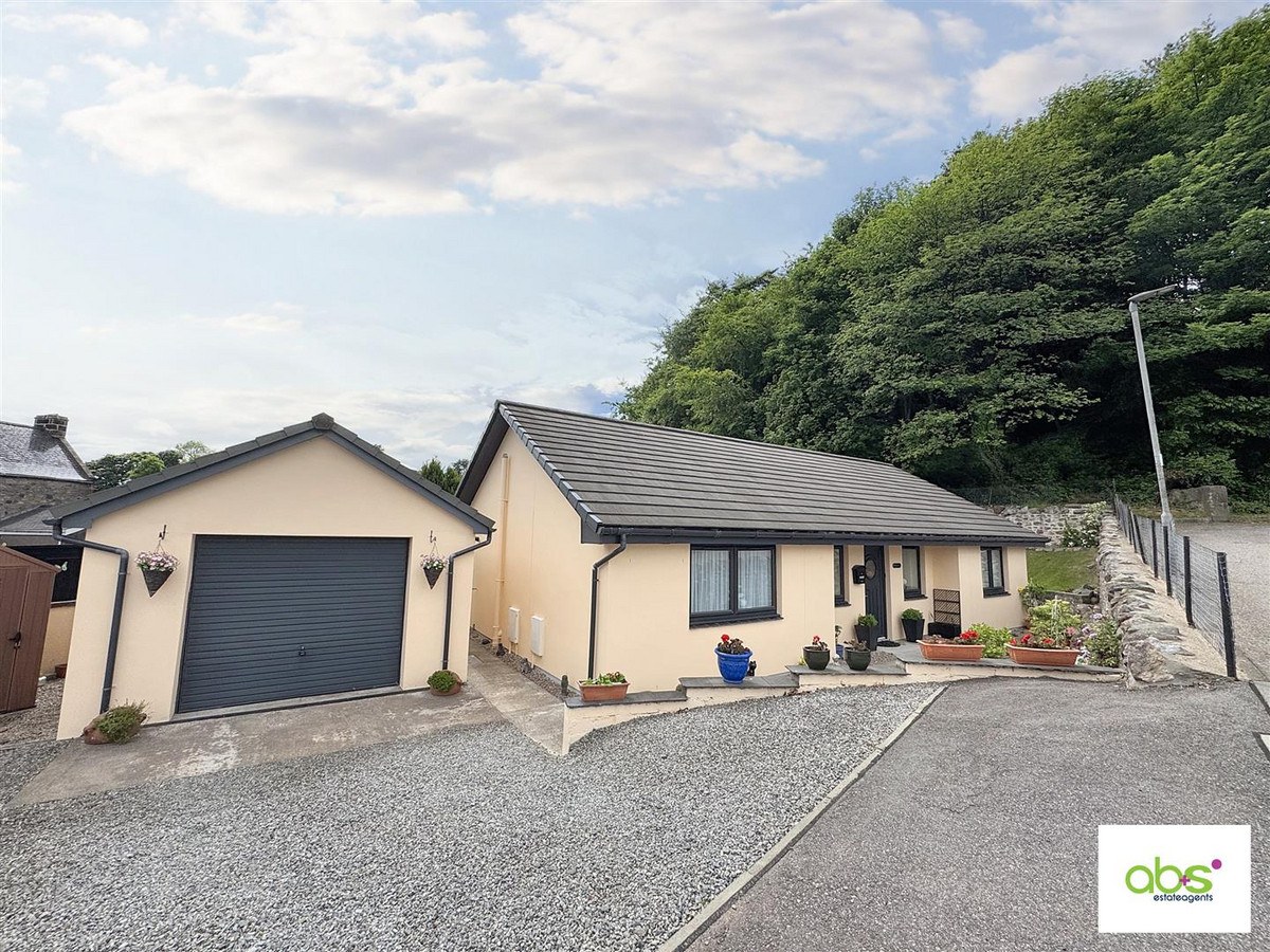 Braeside 1 Manse Brae