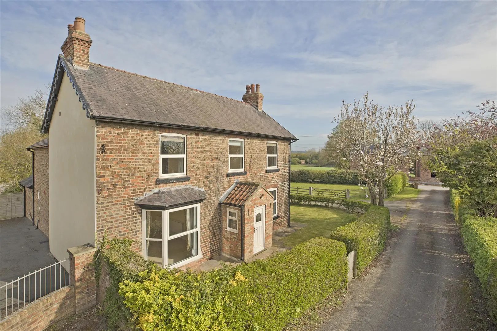 4 bed home for sale in Littlethorpe, Ripon
