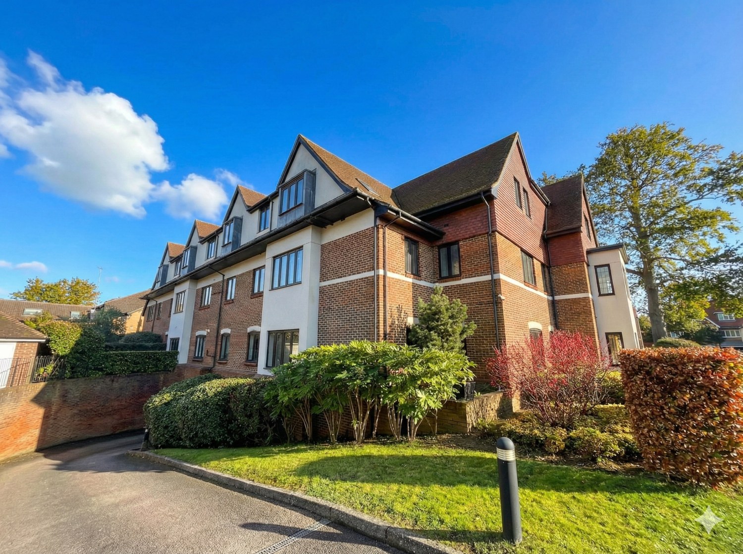 Victoria House, Epsom Road, Leatherhead, Surrey, KT22, photo 9