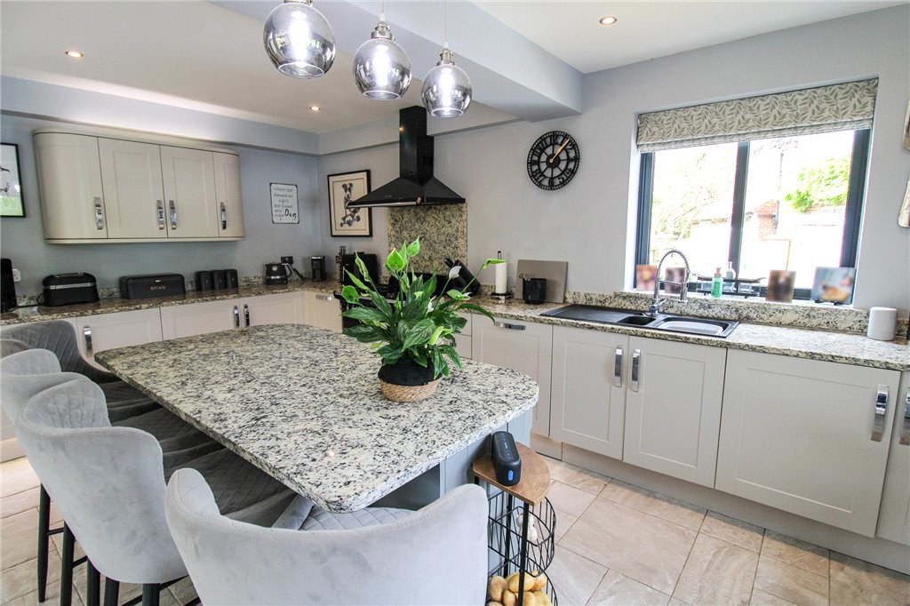 Crestholme Close, Knaresborough, HG5, photo 15