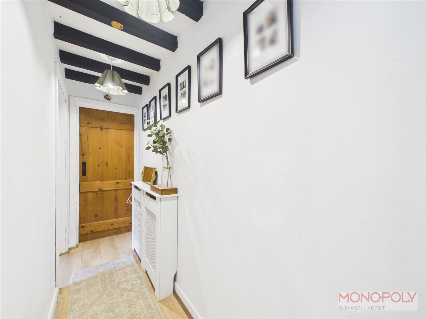 Narrow Lane, Gresford, LL12, photo 11