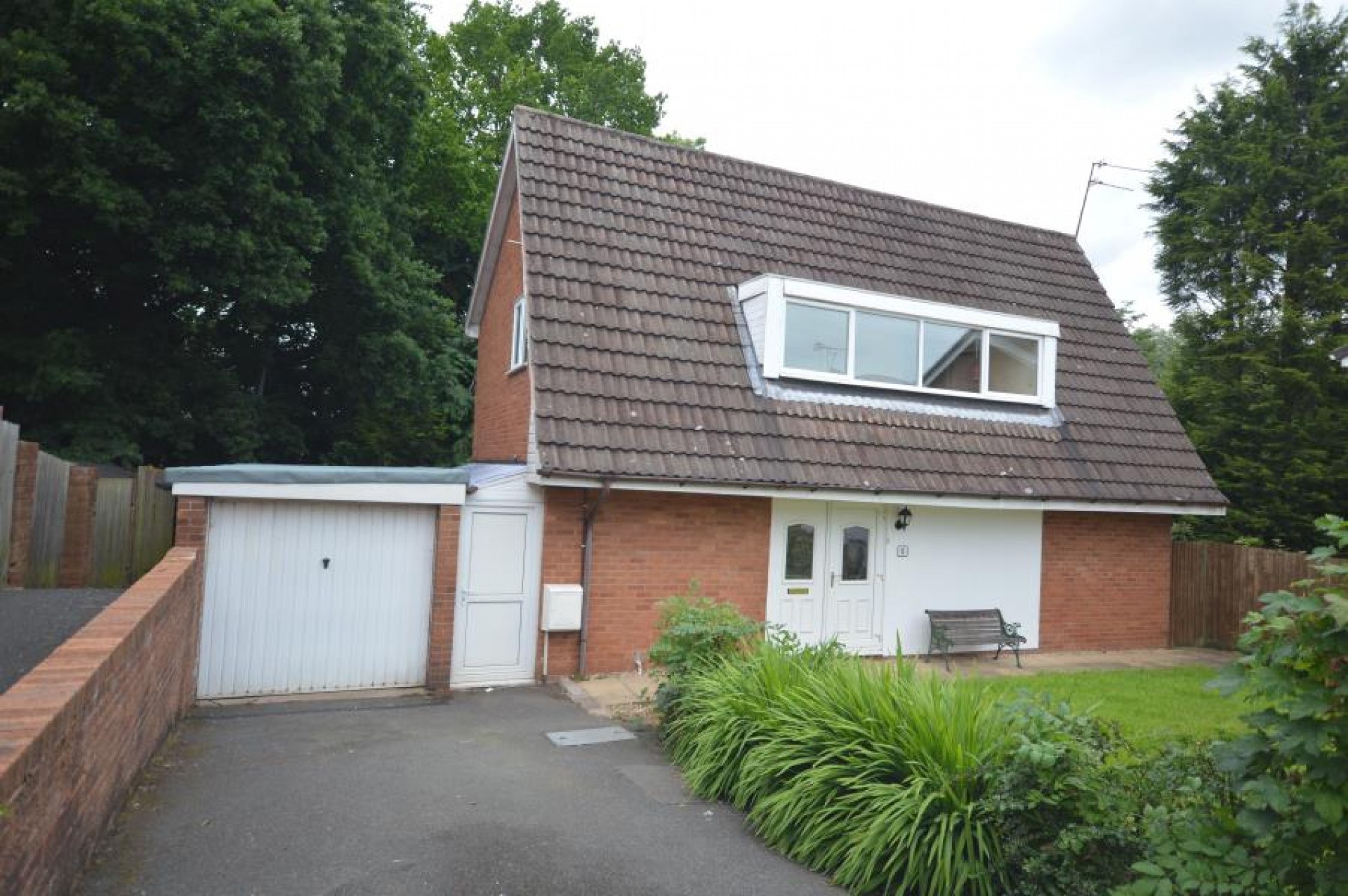 Lydbury Close