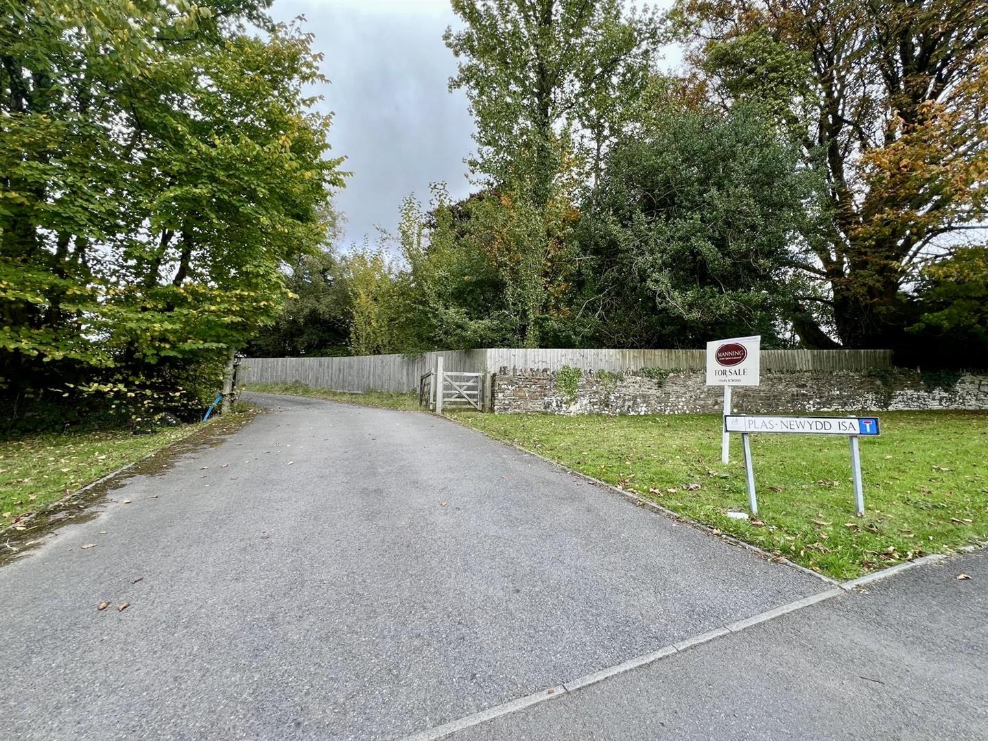 Plas-Newydd Isa