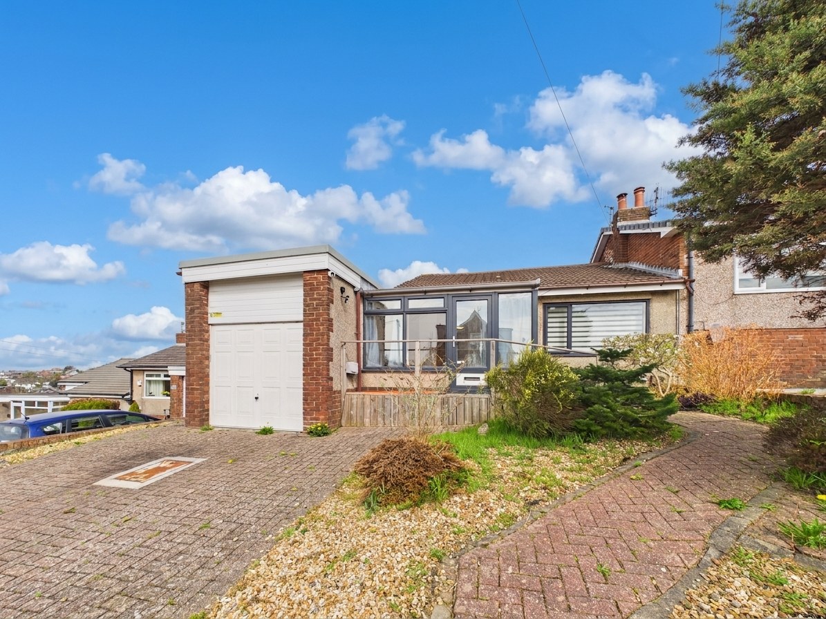 Elevated Bungalow With West