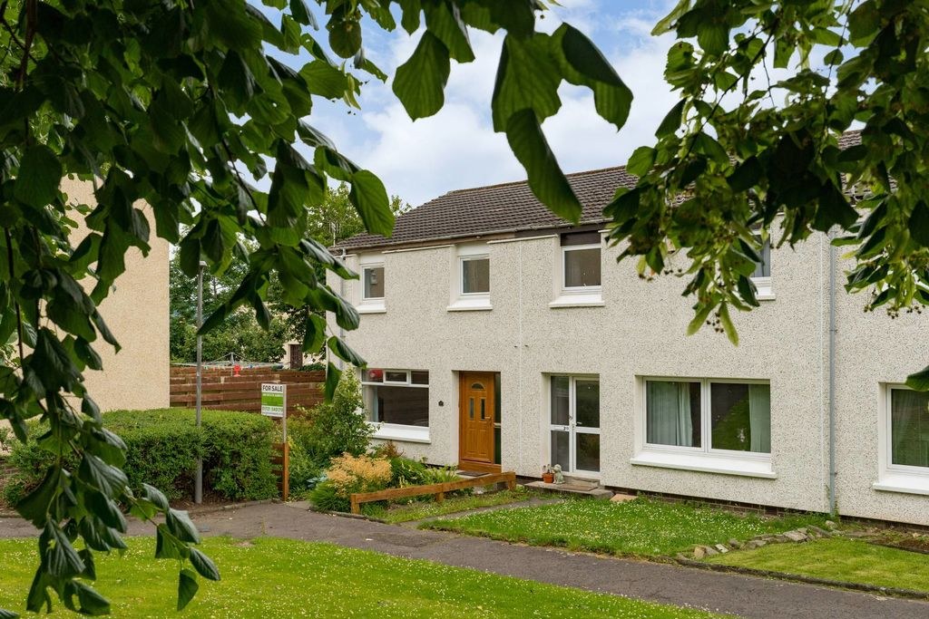 Plora Crescent