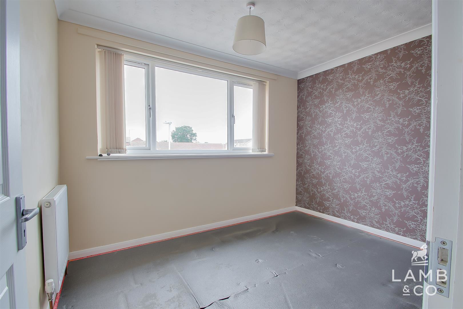 Fairlop Close, Clacton-On-Sea, photo 10
