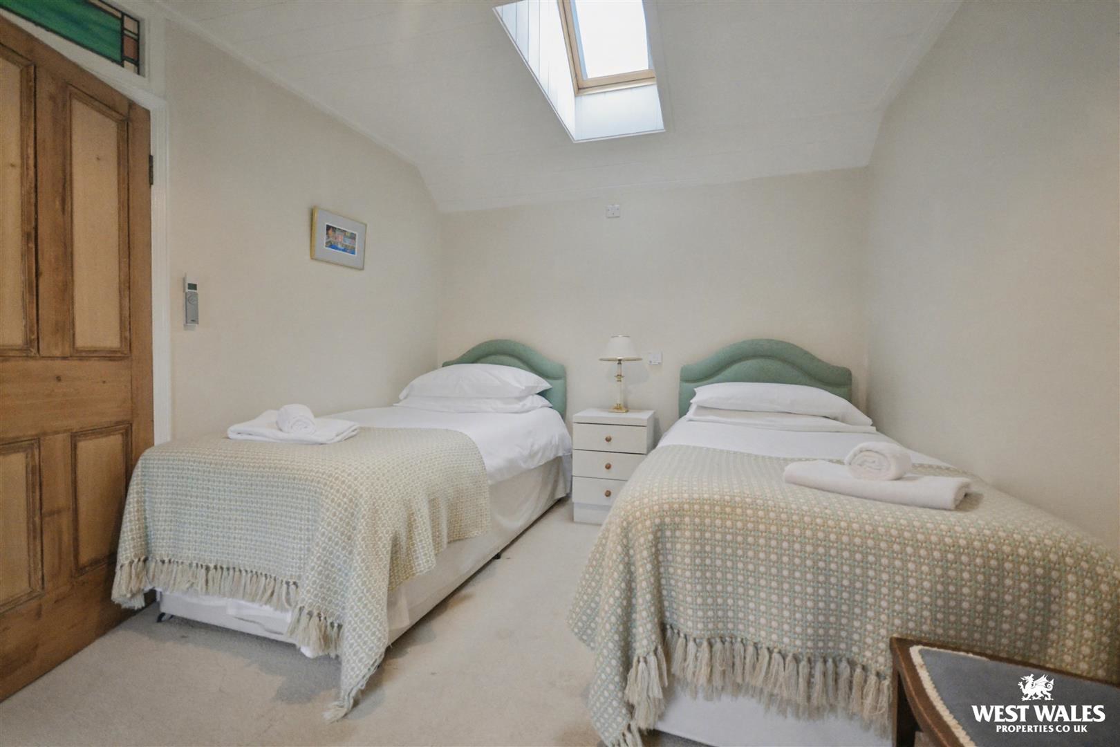 Mill Lane, Newport, photo 9